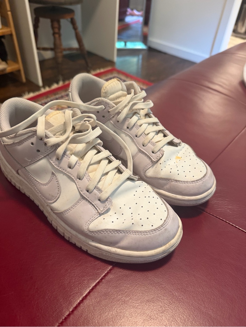 Nike dunks Sneakers in White with Lavender Accents
